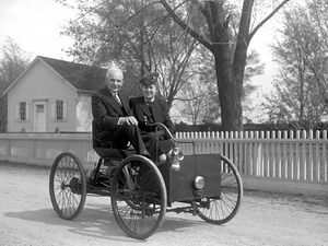 Henry Ford und seine Frau Clara Bryant Ford